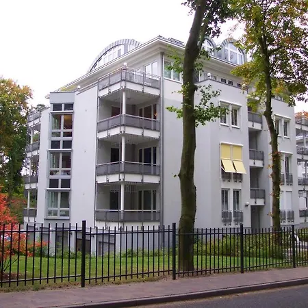Moderne Mit Ostseeblick, Sauna Und Badewanne Lejlighed